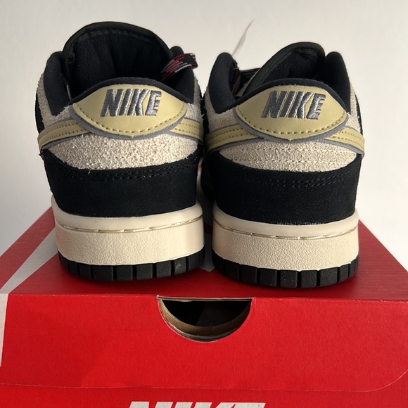 Nike Dunk Low LX women’s size 7.5. Brand new in box. - Picture 6 of 7